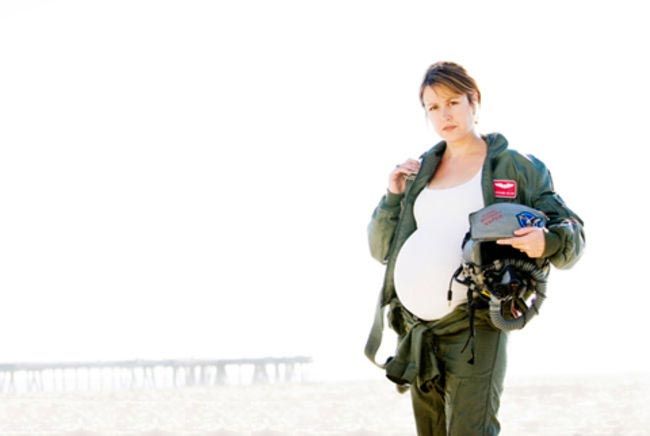 сильные беременные женщины, беременные женщины надирают зад, беременные женщины занимаются спортом