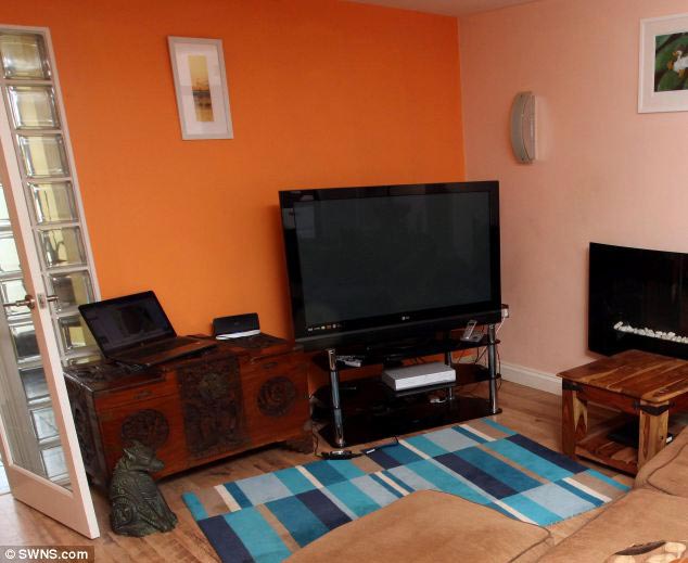 превратила бункер в дом, женщина бункер второй мировой в дом, из бункера в дом