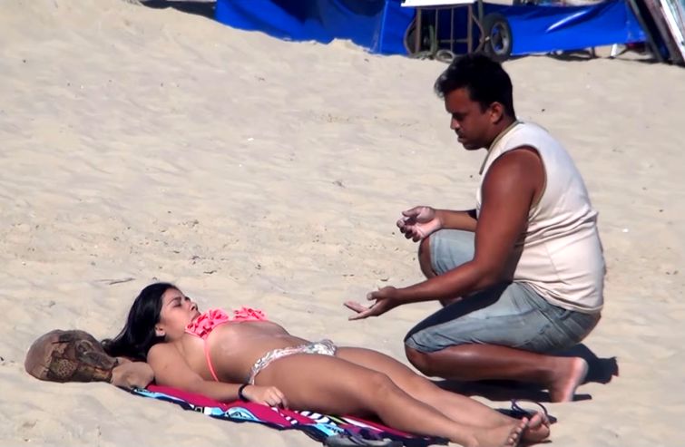 Видео трансы на нудистком пляже. Смотреть видео трансы на нудистком пляже онлайн