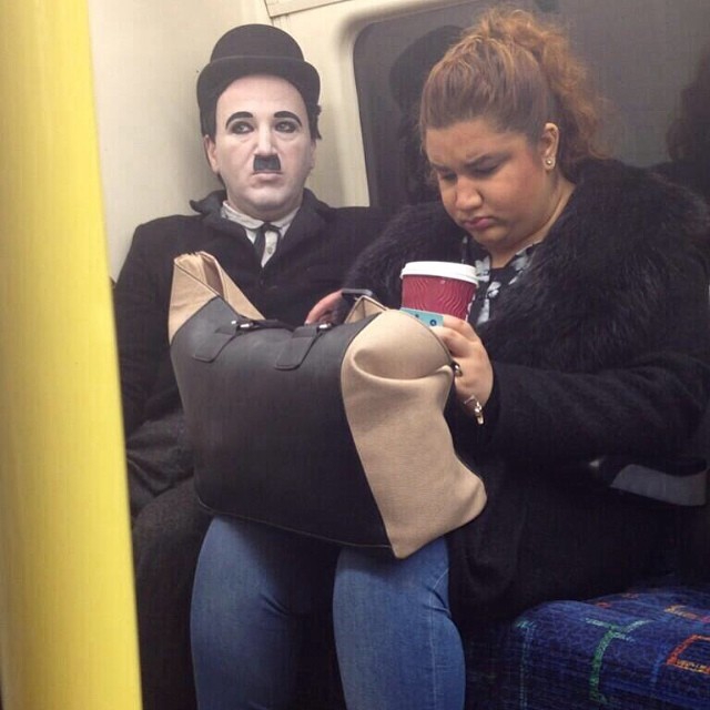 Безумные пассажиры общественного транспорта чудики из общественного транспорта, мода метро