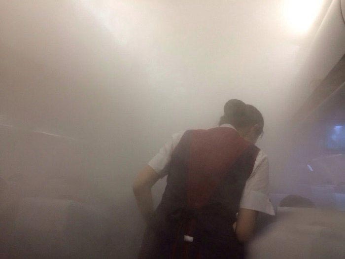 сайна в самолете, парилка в самолете, пар в самолете, высокая влажность пар в самолете