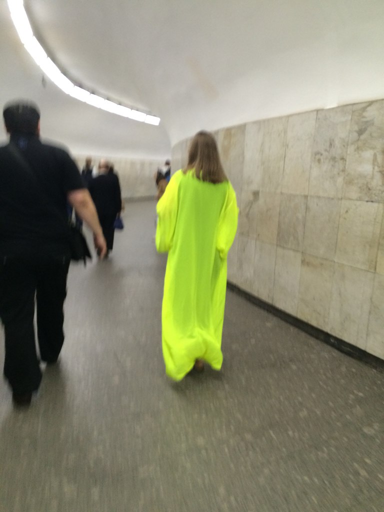 мода петербургского метро, мода метро, модники в транспорте, странные пассажиры метро 