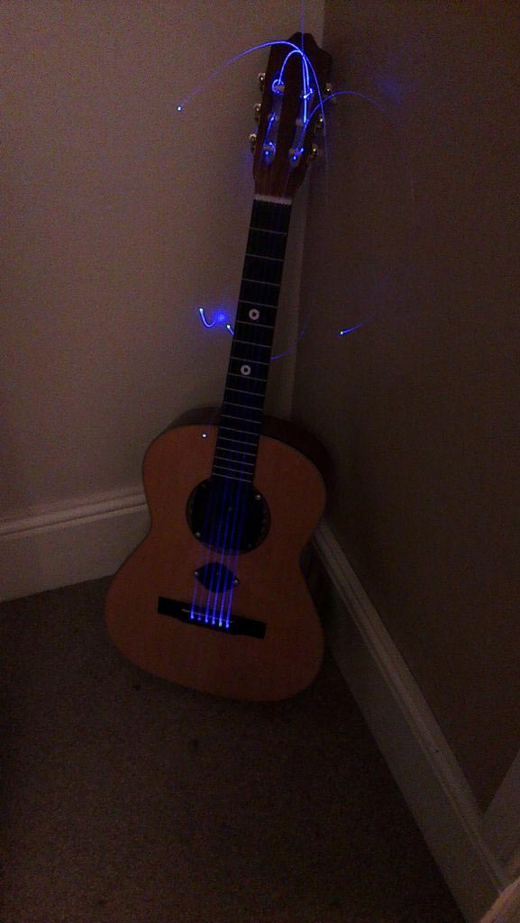 звездный пол в туалете, звезды в полу туалета, космический пол в туалете, звезды в полу