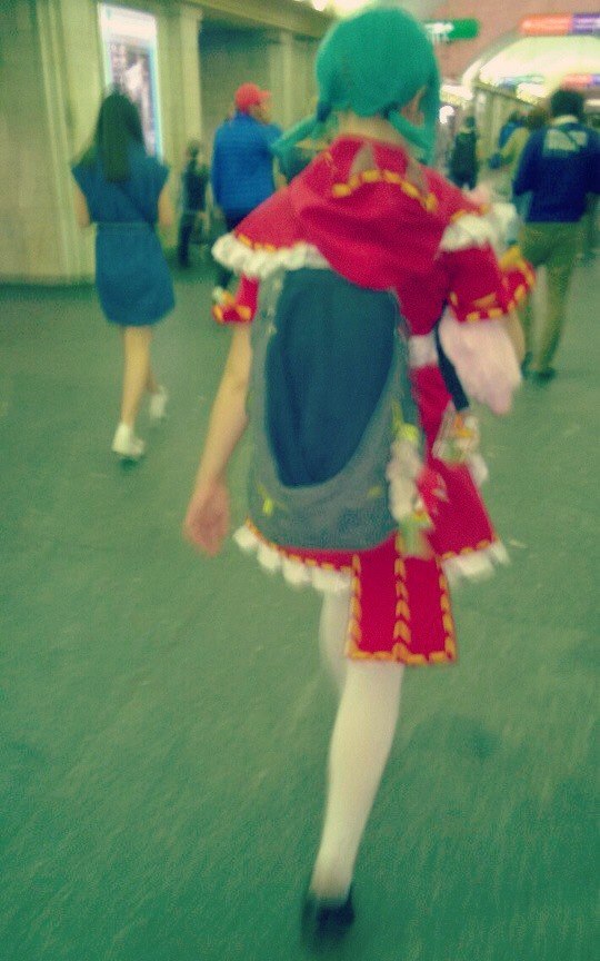 мода петербургского метро, мода метро, модники в транспорте, странные пассажиры метро 