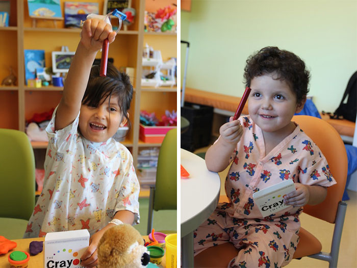 мужчина растапливает мелки для детей в больнице, Брайан Вэйэ, Bryan Ware