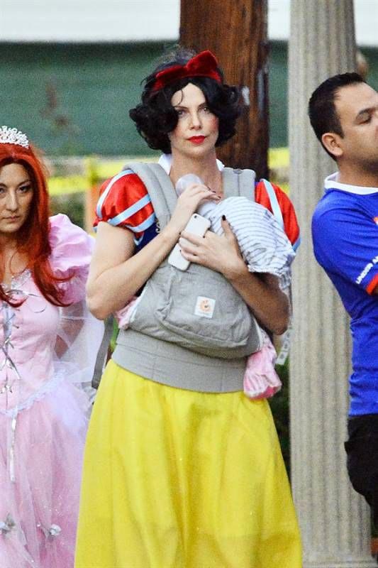 костюмы знаменитостей Хэллоуин 2015,  Хэллоуин 2015 знаменитости фото