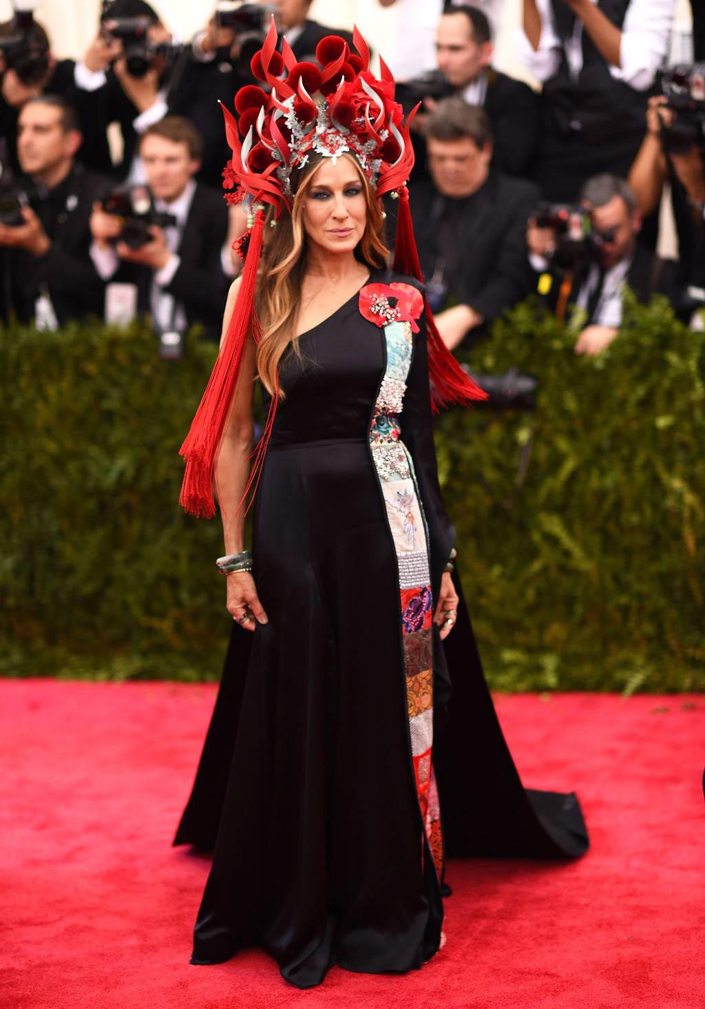 Met Gala 2015, бал Института костюма 2015, Наряды голливудских звёзд на красной ковровой дорожке Met Gala 2015