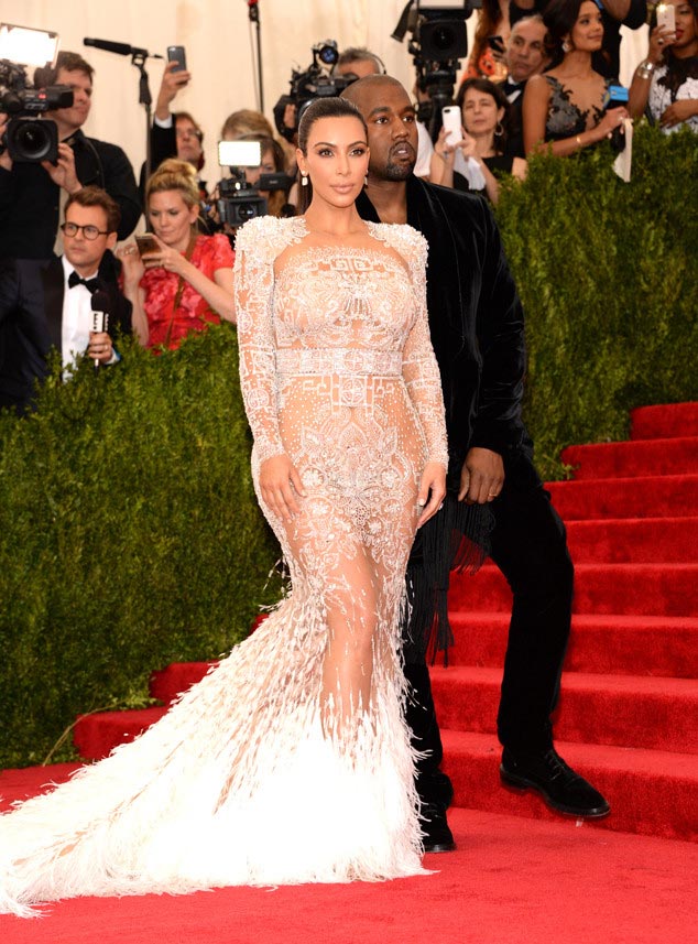 Met Gala 2015, бал Института костюма 2015, Наряды голливудских звёзд на красной ковровой дорожке Met Gala 2015