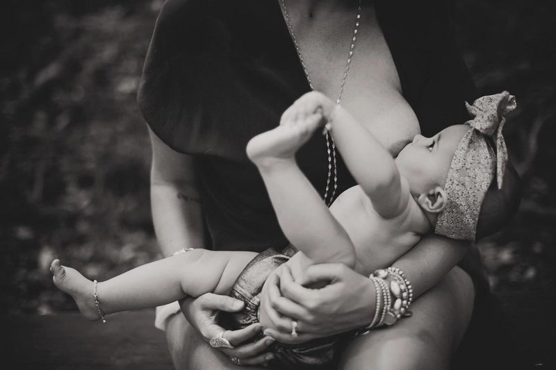 портреты кормящих матерей, фотографии кормящих матерей, Мелисса Джин Уилбрахам, Melissa Jean Wilbraham