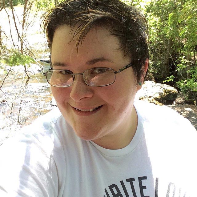 татуировка точка с запятой, тату точка с запятой, Project Semicolon, проект точка с запятой, Эми Блюел, Amy Bleuel