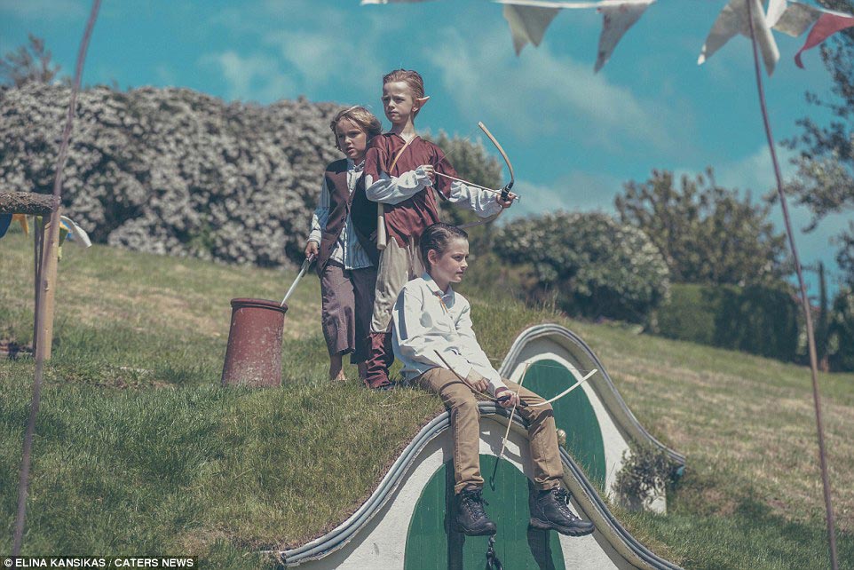 Властелин обручальных колец: 170 гостей в маскарадных костюмах на потрясающей хоббит-свадьбе в стиле Средиземья свадьба в стиле властелина колец, свадьба в стиле хоббита, властелин колец свадьба