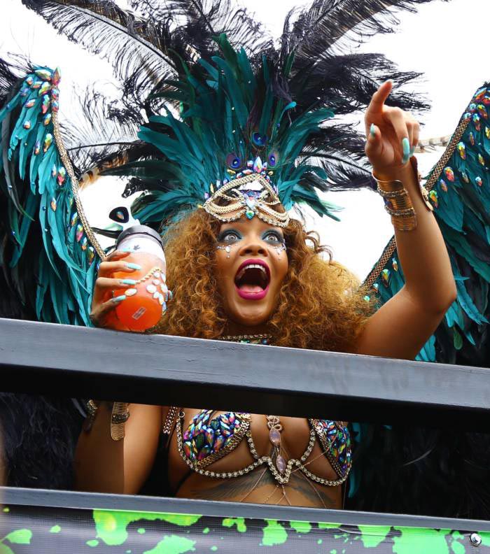 Рианна карнавал на Барбадосе, Барбадос карнавал Рианна, Рианна тверк, Рианна тверк карнавал