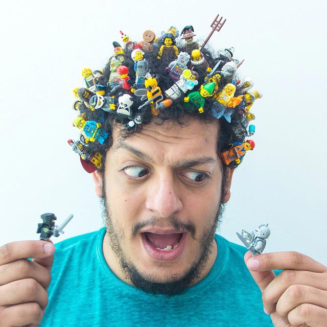 Ахмад Эль-Аби, Ahmad El-Abi, фотограф фарширует свои волосы всем что попадается ему под руку