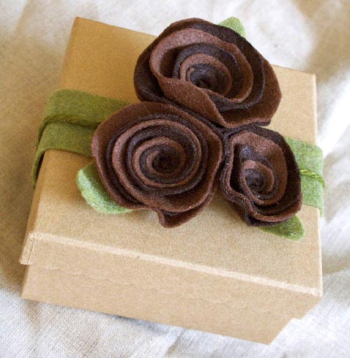 упаковка подарка к 8 марта, как красиво упаковать подарок