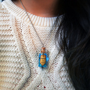 украшения по книгам, украшения созданные по мотивам книг