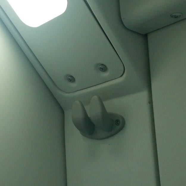 вещи которые ведут себя как мы, лица повсюду, смешные неодушевлённые предметы