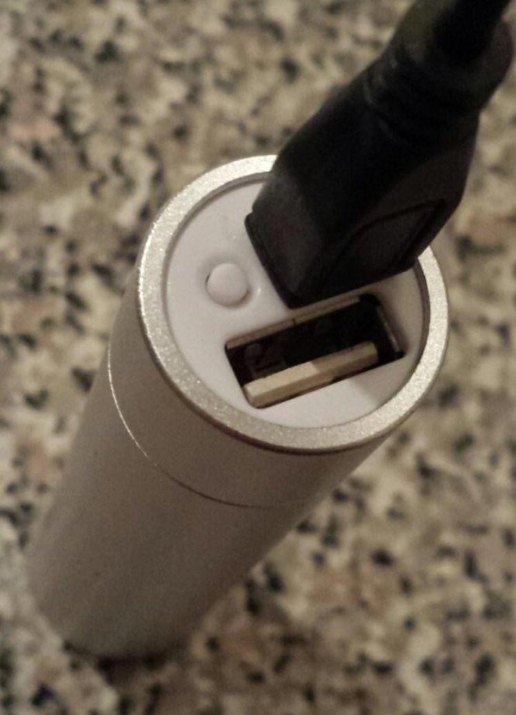 вещи которые ведут себя как мы, лица повсюду, смешные неодушевлённые предметы