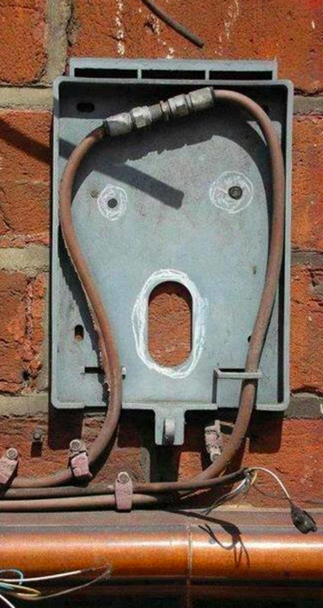 вещи которые ведут себя как мы, лица повсюду, смешные неодушевлённые предметы