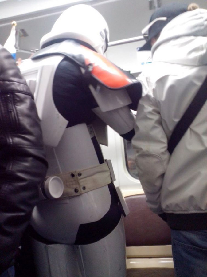 мода петербургского метро, мода метро, модники в транспорте, странные пассажиры метро 
