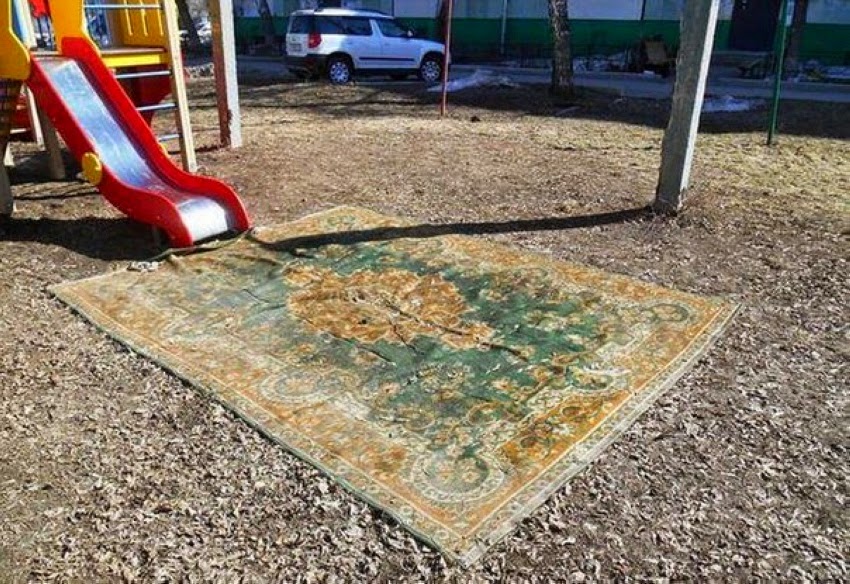 Это Россия детка,  такое бывает только в России