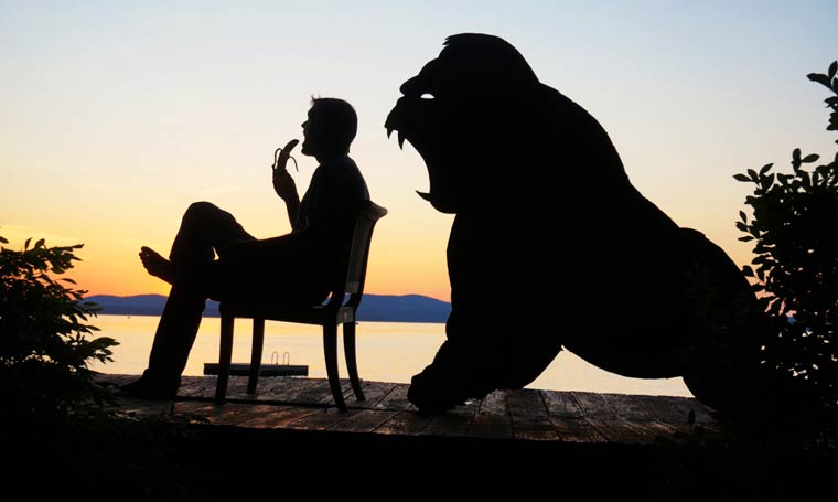 Картонные истории, Когда картон оживает,Джон Маршал,John Marshall, вырезает сценки из картона, силуэты закат картон