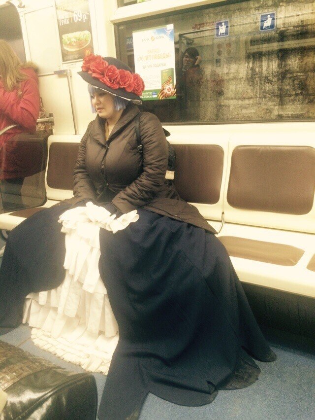 мода петербургского метро, мода метро, модники в транспорте, странные пассажиры метро 