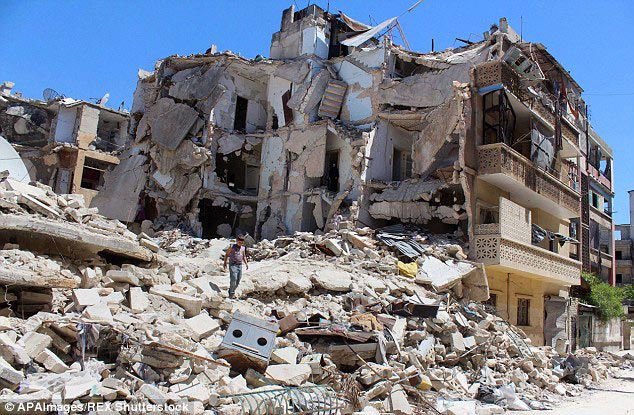 турецкие молодожёны накормили 4000 беженцев, сирийские беженцы молодожёны, Fethullah Üzümcüoğlu, Esra Polat