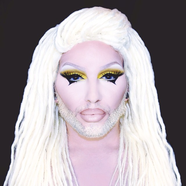 яркие волосы, парики, Дарнелл Уолд, Darnell Wold