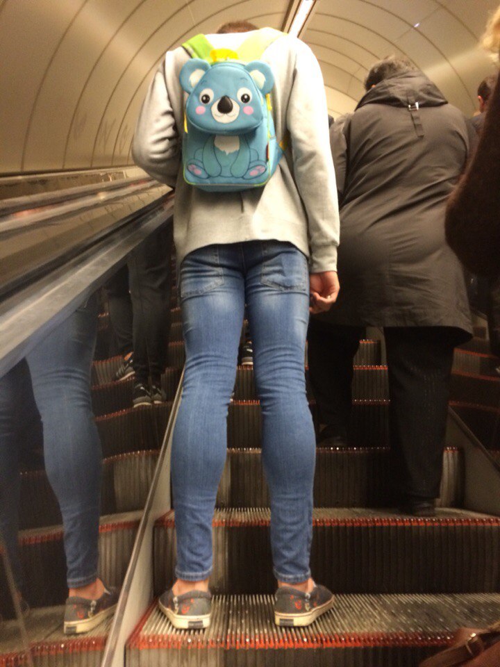 мода петербургского метро, мода метро, модники в транспорте, странные пассажиры метро 