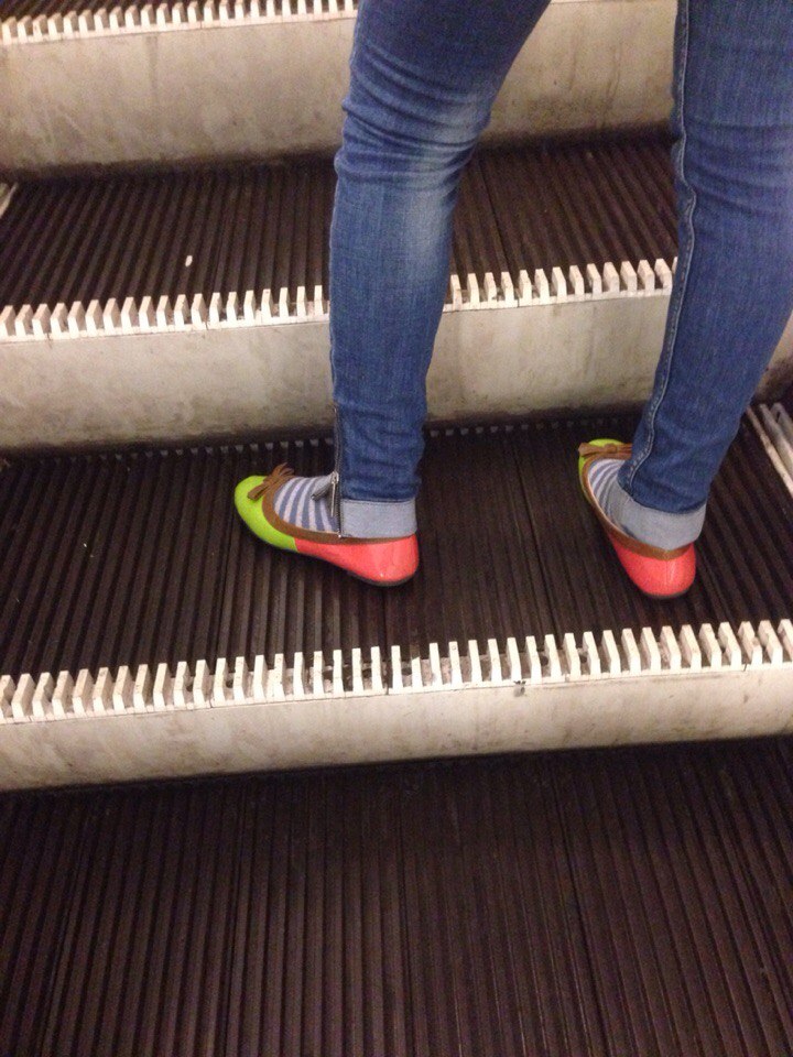 мода петербургского метро, мода метро, модники в транспорте, странные пассажиры метро 