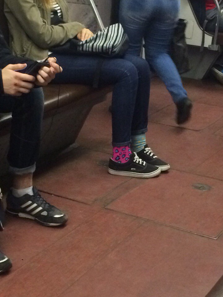 мода петербургского метро, мода метро, модники в транспорте, странные пассажиры метро 