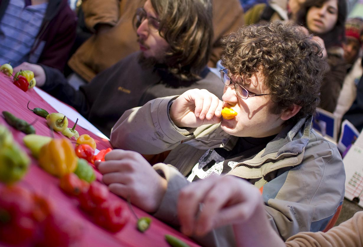 нелепые соревнования,бессмысленные соревнования