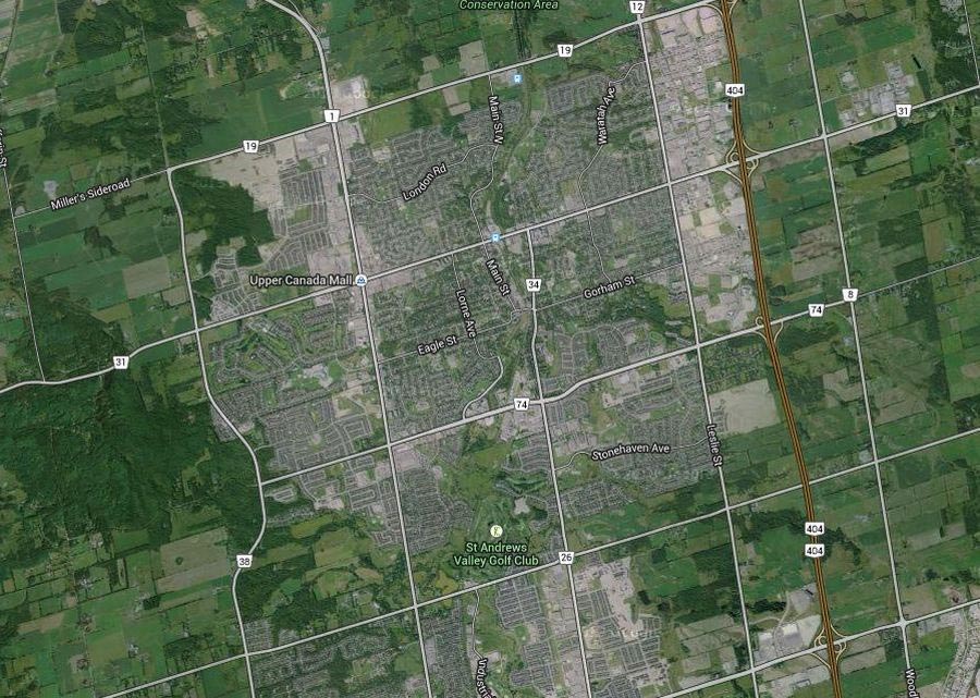 Newmarket Health Centre, странная форма Newmarket Health Centre, транная форма оздоровительного центра в Канаде, необычная форма канадского оздоровительного цен