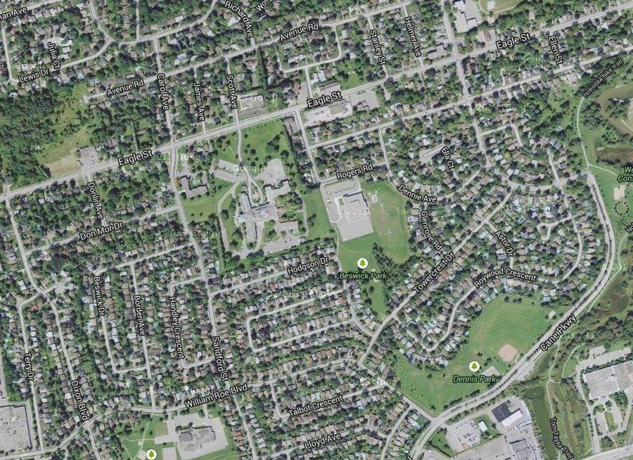 Newmarket Health Centre, странная форма Newmarket Health Centre, транная форма оздоровительного центра в Канаде, необычная форма канадского оздоровительного цен