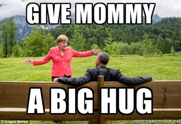 Барак Обама и Ангела Меркель на съезде большой семерки, Барак Обама и Ангела Меркель G7, мемы на фото Барак Обама и Ангела Меркель