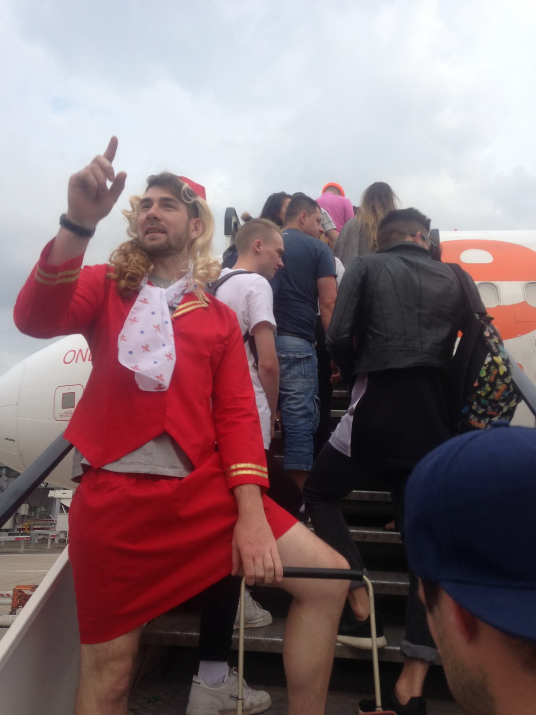 эту страну не победить, умом Россию не понять, только в  России, это Россия детка