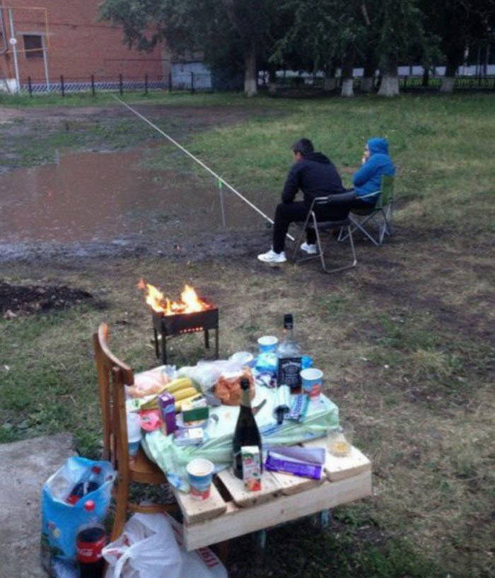 эту страну не победить, умом Россию не понять, только в  России, это Россия детка