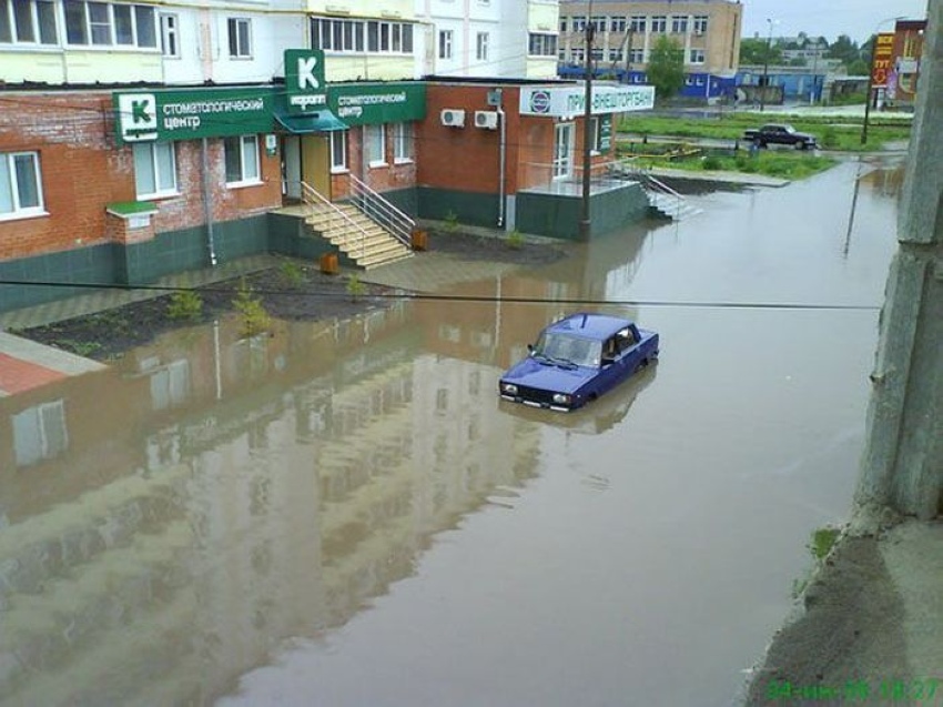 эту страну не победить, умом Россию не понять, только в  России, это Россия детка
