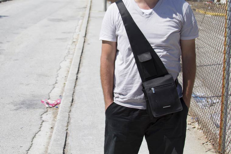 В сумке беженца, что лежит в сумке беженца, What's in my bag, что в моей сумке, что берут с собой беженцы