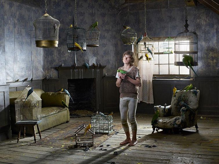 Шокирующие реальные истории о детях, выросших в диких условиях, в серии мистических фотографий истории детей выросших в диких условиях, дикие дети, Feral Children, Джулия Фуллертон-Баттен, Julia Fullerton-Batten