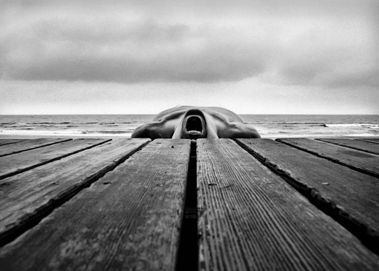 Арно Рафаэль Минккинен, Arno Rafael Minkkinen, фотографии без фотошопа, сюрреалистические фотографии без фотошопа