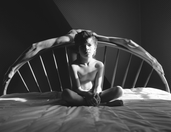 Арно Рафаэль Минккинен, Arno Rafael Minkkinen, фотографии без фотошопа, сюрреалистические фотографии без фотошопа