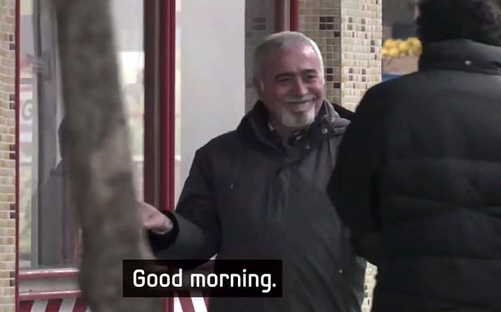 Мухаррем, соседи выучили язык жестов, жители района выучили язык жестов