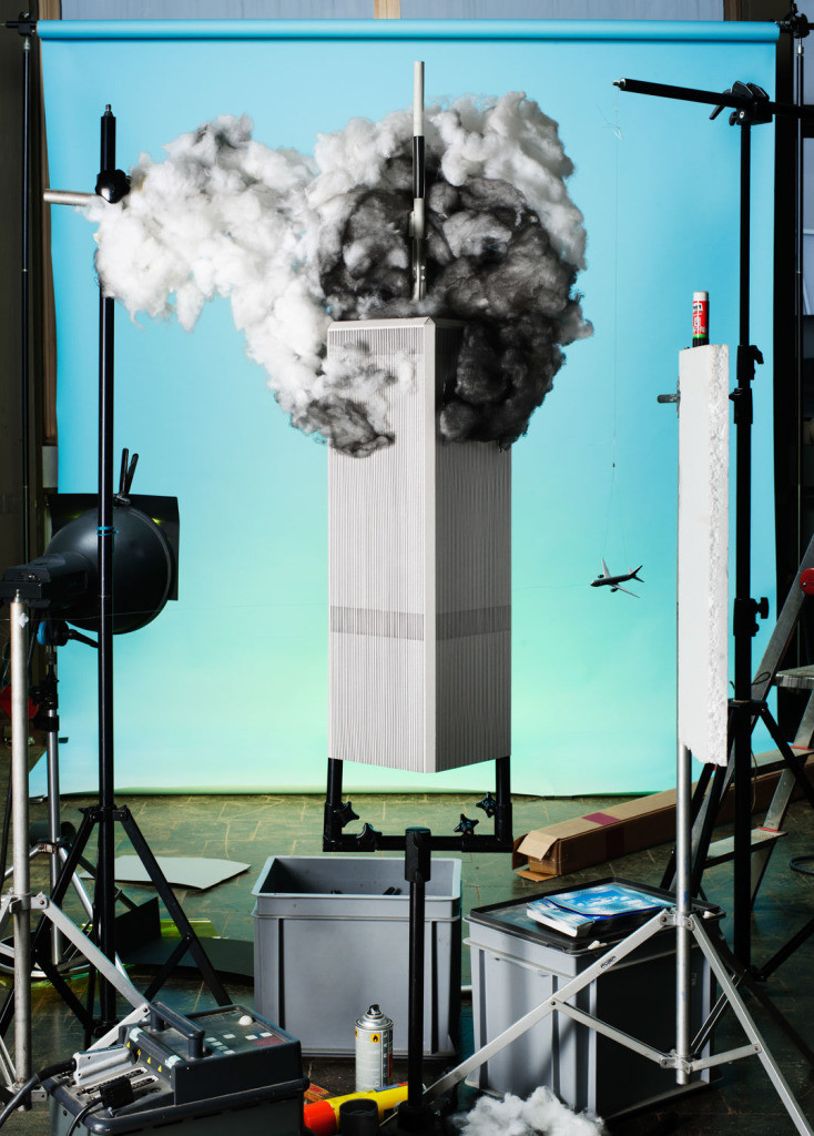 Фотографы воссоздали исторические снимки, история в миниатюре, Йоаким Кортис, Jojakim Cortis, Адриан Шондереггер, Adrian Sonderegger