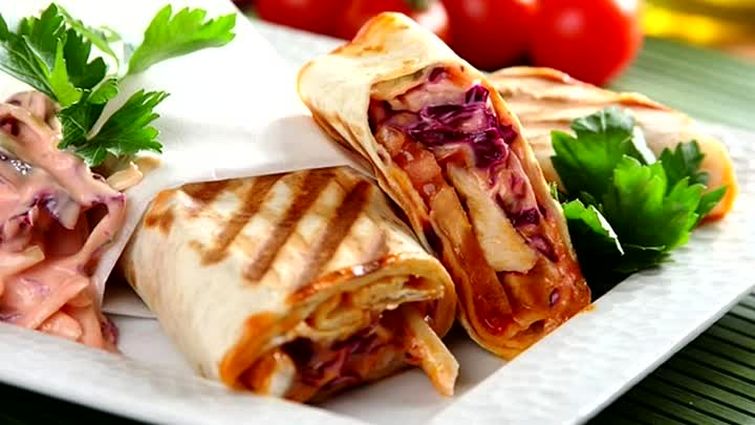 диетическая шаурма, шаурма домашняя, рулет из лаваша диетический, начинка для рулета из лаваша