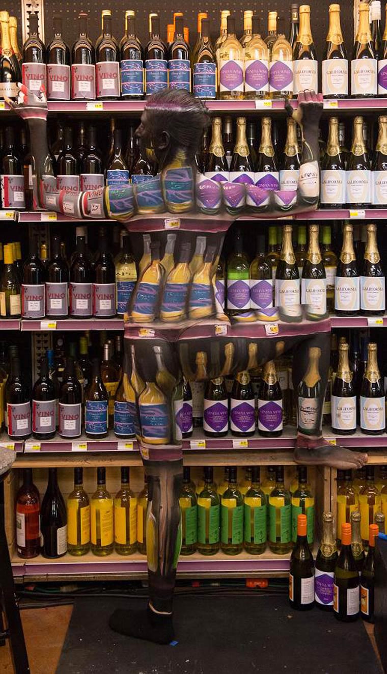 Обман зрения: объёмные рисунки на теле, которые заставят вас усомниться в увиденном Just an Illusion, Натали Флетчер, Natalie Fletcher, бодиарт, оптические иллюзии