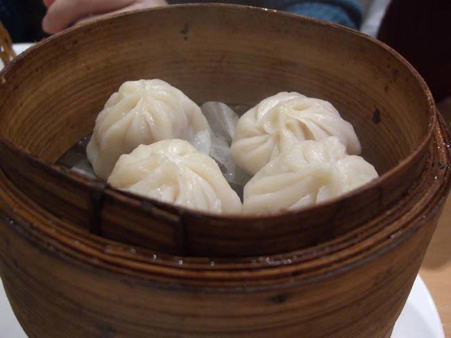 фальшивая еда из Китая, поддельная еда в Китае, поддельные яйца Китай, поддельная лапша Китай