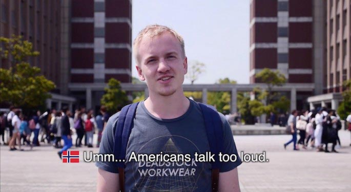 что думают об американцах, студенты из разных стран думают об американцах, что люди думают об американцах, что в разных странах думают об американцах