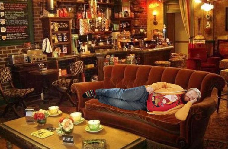 над спящим коллегой фотошоп, пошутили над спящим фотошоп, не спи на работе фотошоп