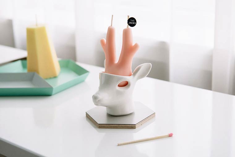 The Jacks свечи, свечи плакать воском черепа людей и животных, воск вытекать через глаза статуэток